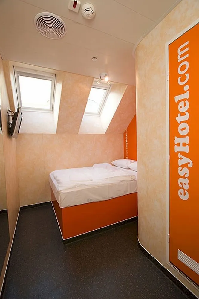 Easyhotel Budapest Oktogon Hotel