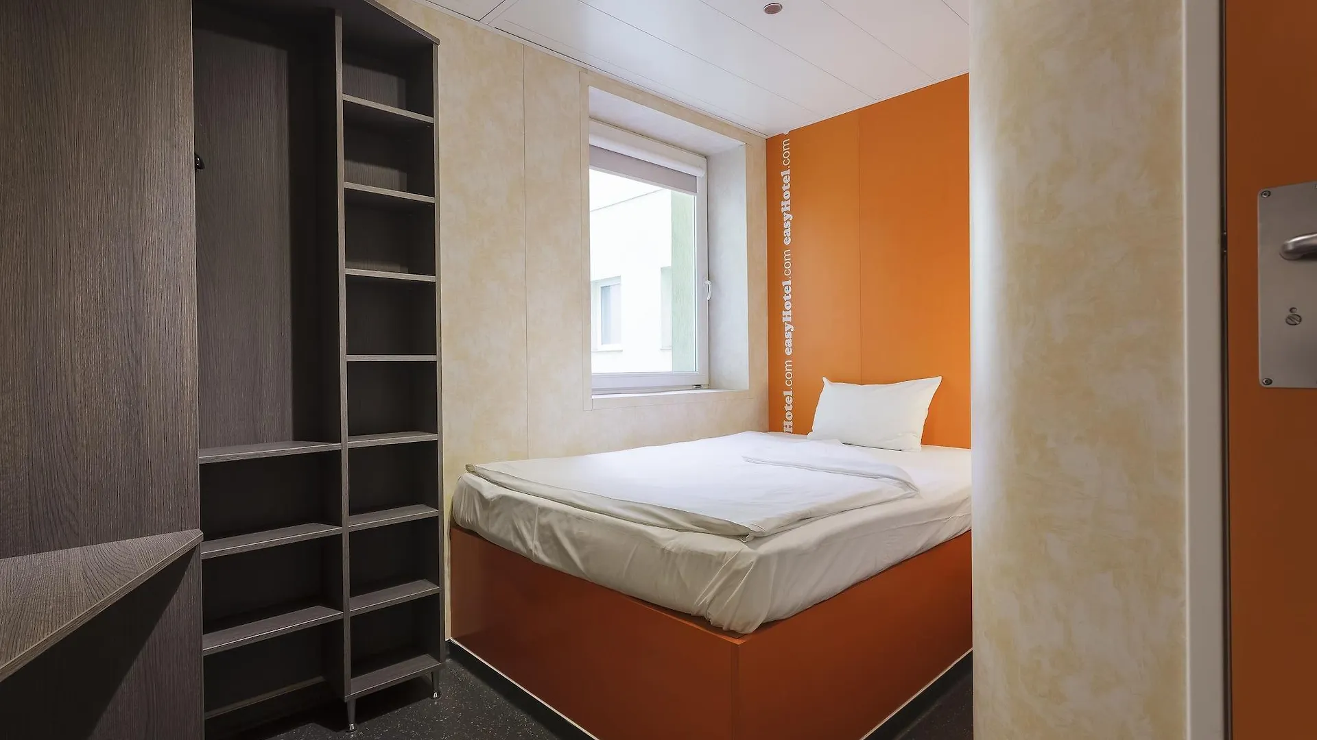 Szálloda easyHotel Budapest Oktogon