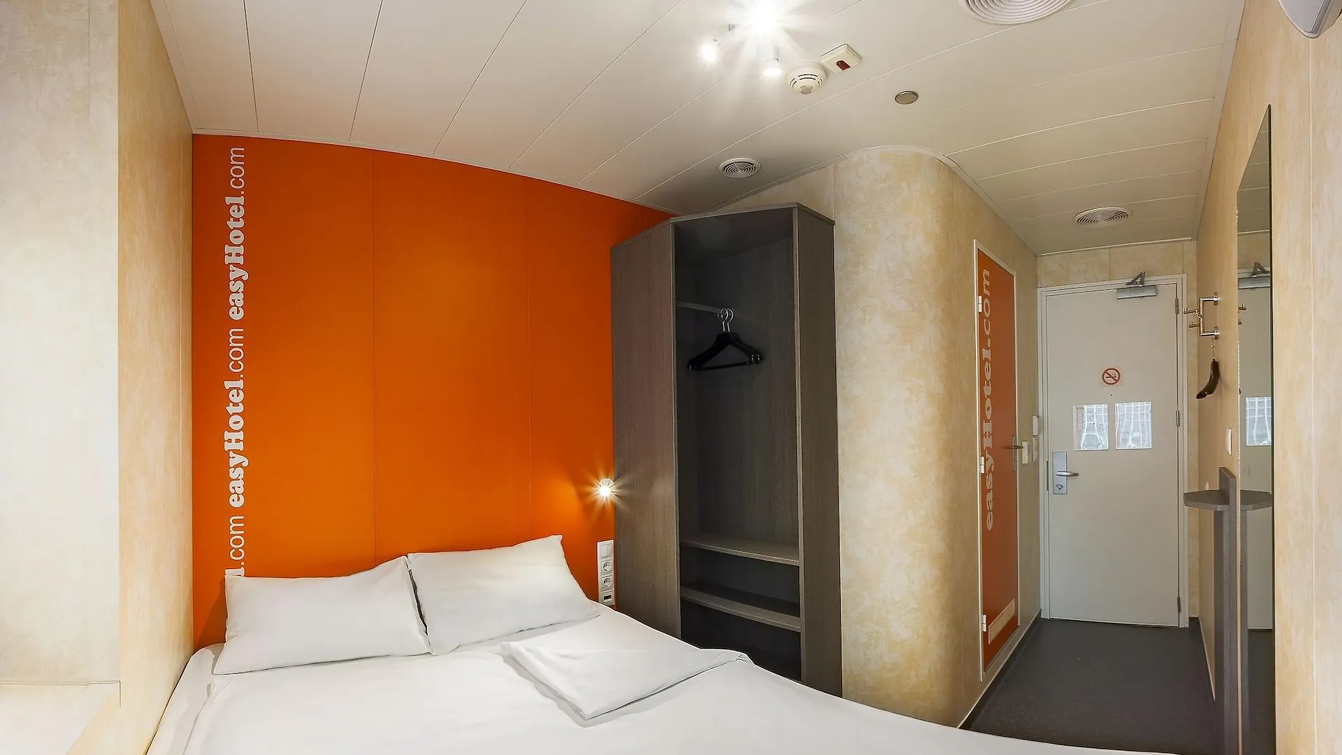 *** Szálloda easyHotel Budapest Oktogon Magyarország