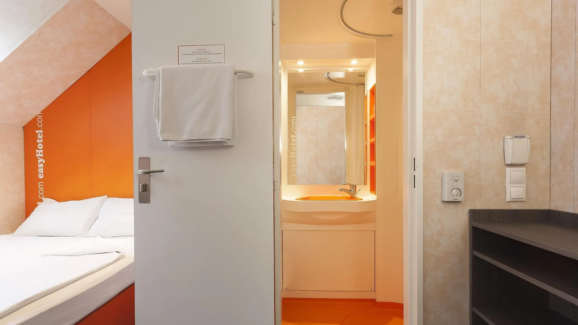 Szálloda easyHotel Budapest Oktogon