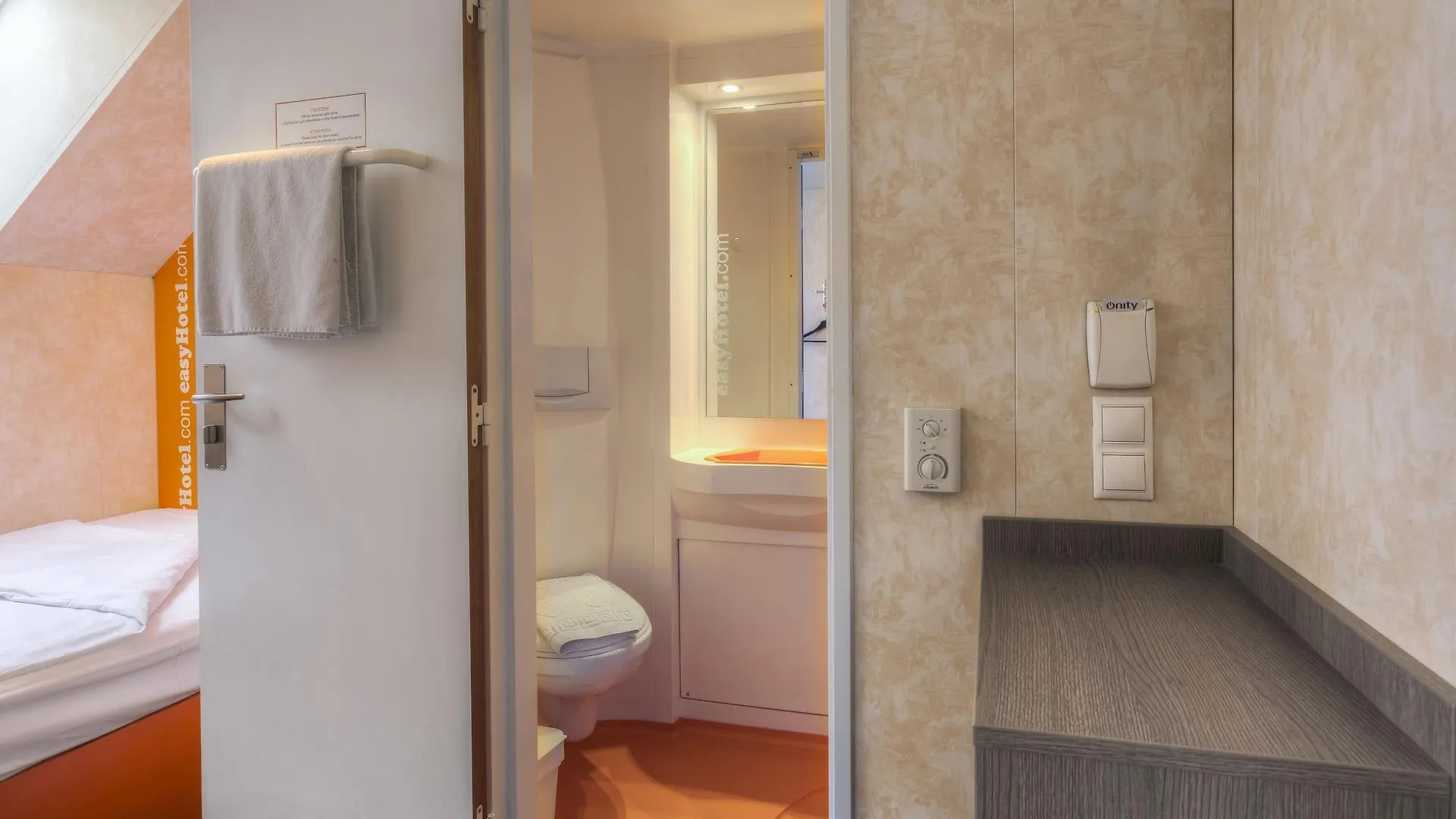 easyHotel Budapest Oktogon Szálloda