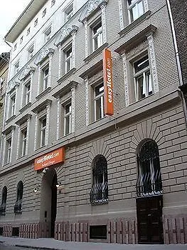 easyHotel Budapest Oktogon Magyarország